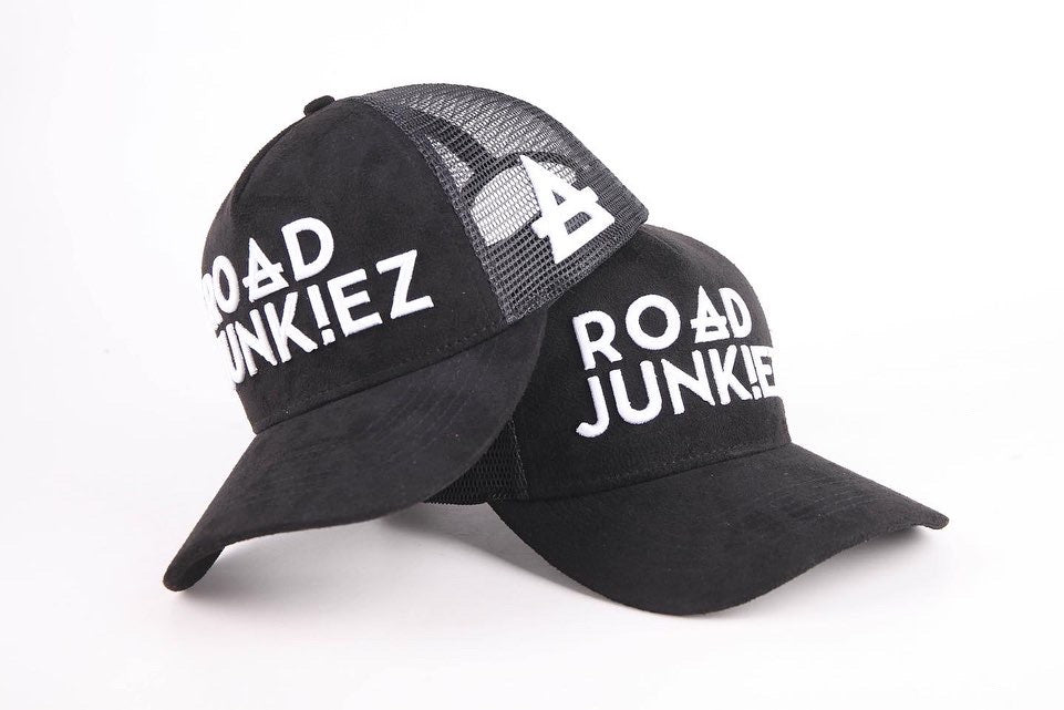Signature Trucker Hat Black