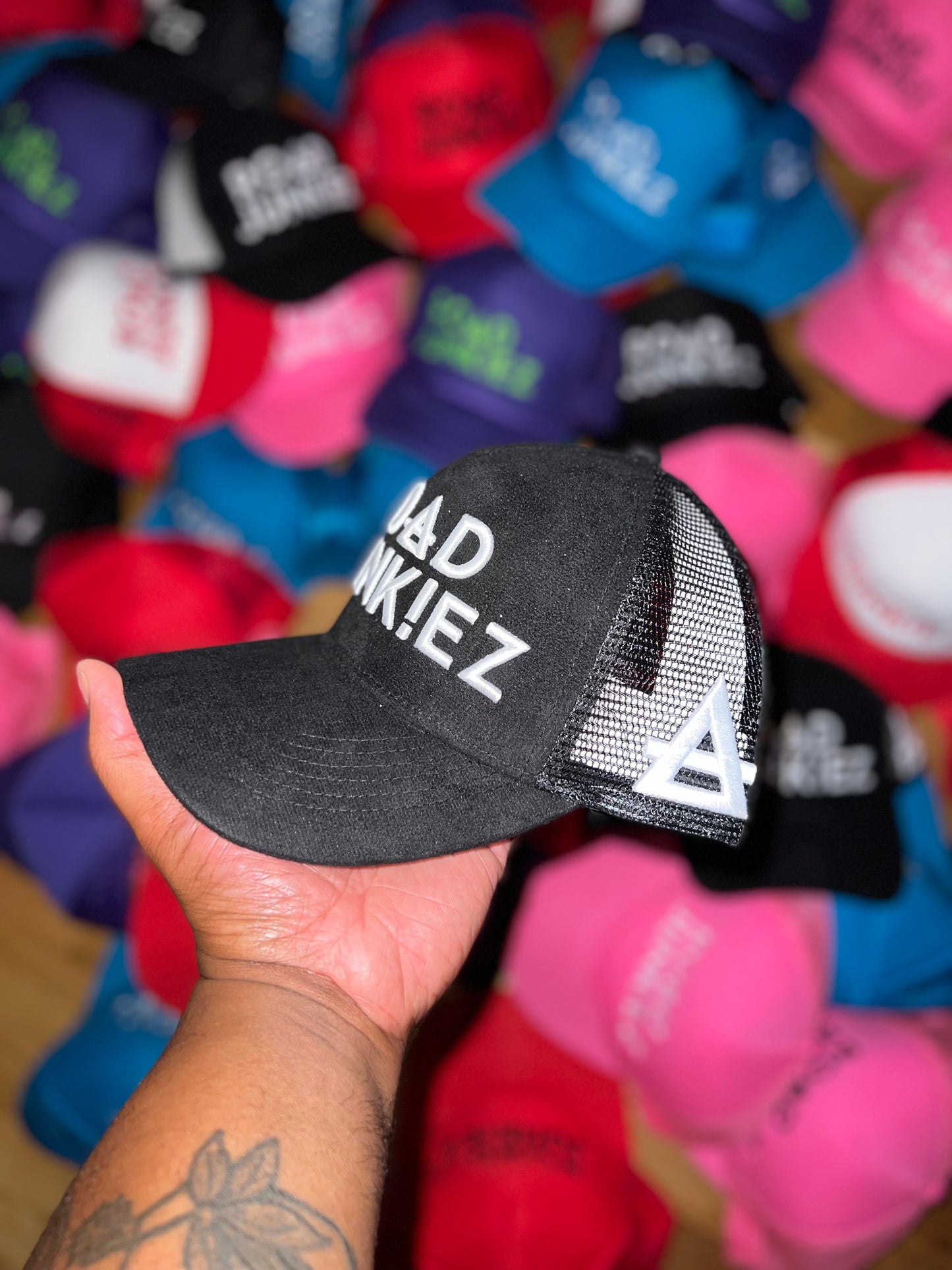 Signature Trucker Hat Black
